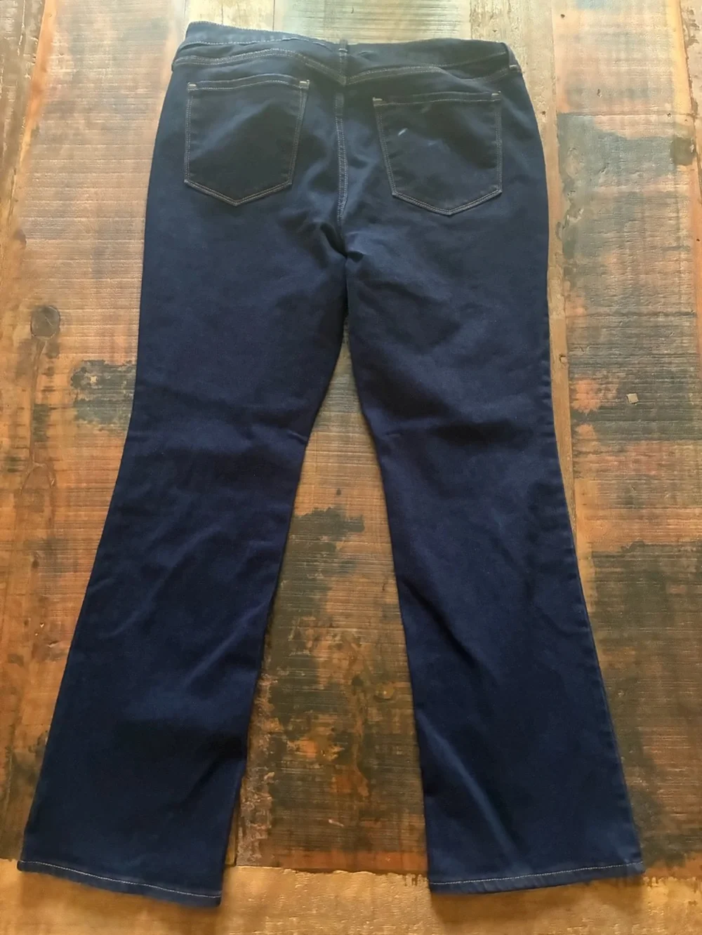 Old Navy Kicker Bootcut Mid-rise Women’s Dark Blue Stretch Jeans 14S - Picture 2 of 4